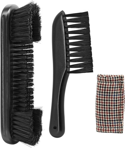 Pool table brush - table, cleaning